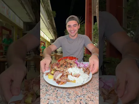 POV: you're hungry at 1am in Greece 🇬🇷