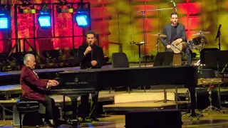 با تیر مژگان میزنی تیرم چند اجرای مشترک انوشیروان روحانی و همایون شجریان در کنسرت امریکا 