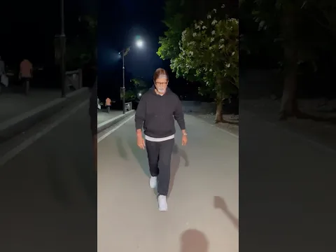 Andheri raato me #shorts #youtubeshorts #walk
