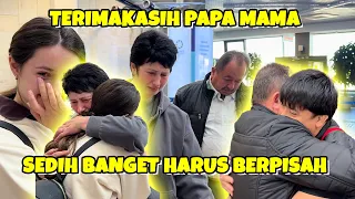 PAPA DAN MAMA MENANGIS DITINGGAL ANAK DAN CUCU KE INDONESIA
