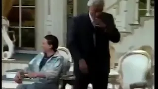 عادل امام مقطع مسرحية الواد سيد الشغال بتحبني ياهدى شيربخ شيربخ 