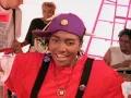 TLC - Ain't 2 Proud 2 Beg (Official Video)