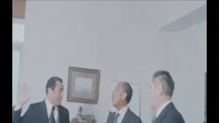 السادات ومبارك ومصطفى خليل في آستراحة الهرم مع السفير الأمريكي بمصر هيرمان ايلتس في 4 3 1979 