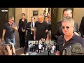 Download Lagu Noel Gallagher was mobbed by fans as he left his hotel for Heaton Park for the reunion show.