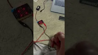 Testing external button P0 on Micro Bit