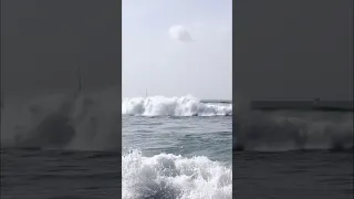 Epic Surf Session: Chasing Waves & Filming! #surffamily #sailingfamily