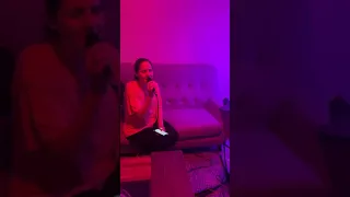 ترنيمة سيبك من العالم كله دندنها