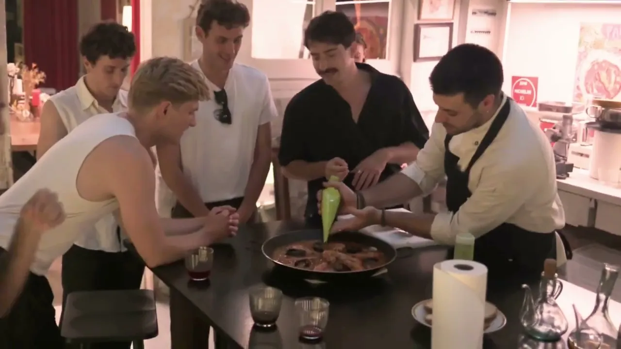 スペイン バルセロナ 料理教室 予約＜シーフードパエリア＋タパス＋サングリア＞