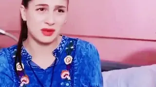 سونجول تخبر اصدقائها انها حامل الموسم الثالث من مسلسل الأزهار الحزينه 