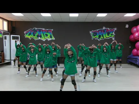 Download MP3 1- Toca Toca kid dance / zumba choreography (Fly Project)