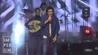 محمد منير الكون كله بيدور حفل AUC 