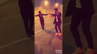 حالة واتس راقص ع مهرجان    صحابي اخصامي    دندنها