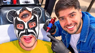 PANDA SE TATUÓ LOS OJOS de SU CRUSH !!