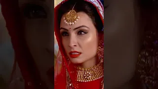 لقد داهم حفل زفاف الرجل الذي أحبه Shorts 