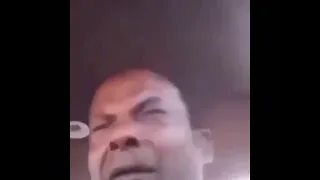 رياكشن واحد يبكي 