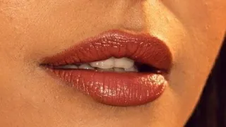 ileana dcruz beautiful lips closeup bollywood actress vertical lips and face closeup