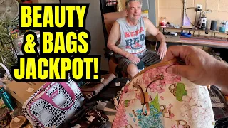 كان هذا البيع في المرآب بمثابة حلم زوجتي المطلق 