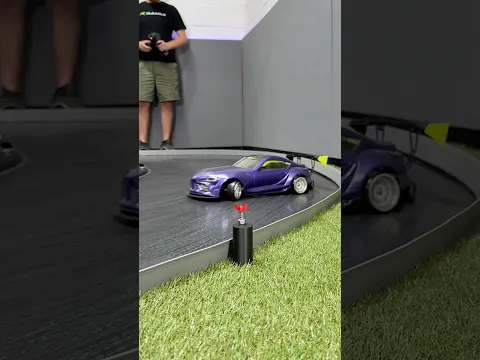 🚗 vs 🔩