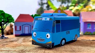 Nemu Mainan Mobil Mobilan Tayo Bus Kecil di Kebun - Tayo The Little Bus
