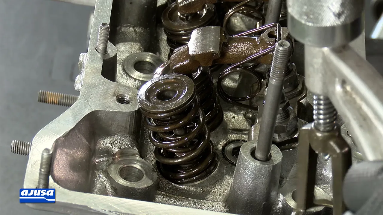 LADA NIVA 2121 1.6 (BA3) | Montaje retenes de válvula – Valve stem seal assembly