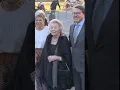 Download Lagu Beatrix, Laurentien en Constantijn bij Koningsdagconcert #blauwbloed #beatrix #blauwbloed
