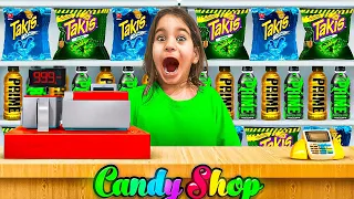 KLEINER JUNGE eröffnet EIGENEN CANDY SHOP! (kommt vorbei) 🍬🍭