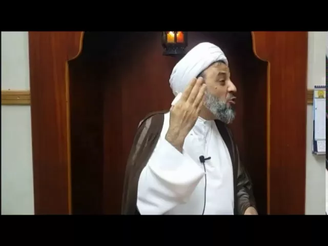 ⁣من يطالب المراجع والعلماء القيام بأدوار كبيرة وأن يغطوا كل حاجات الناس فإنه يطالب بما لا يمكن تحقيقه