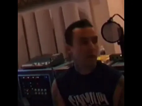 Download MP3 BLINK 182 | BEHIND THE RECORDING OF THEIR SONG \