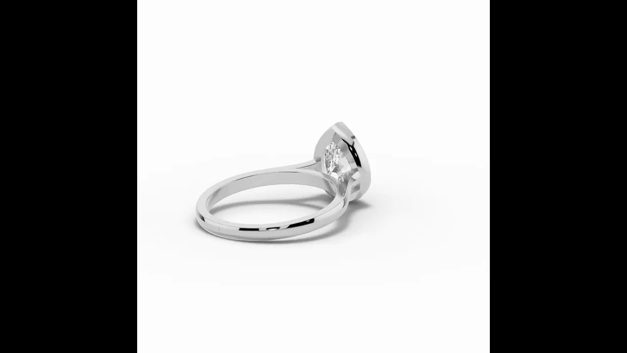 Pear Lumière Bezel Solitaire