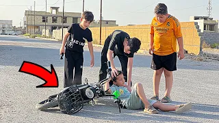 موبايله انكسر واندعم بلدراجه الشحن 🤣