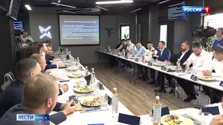 Глава региона Виталий Хоценко провел рабочую встречу с Клубом Омских предпринимателей