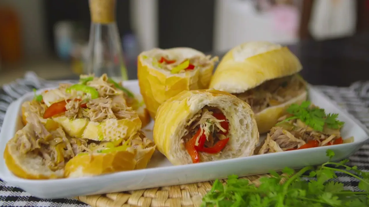 Evite o desperdício: lanche de pernil com sobras do Natal