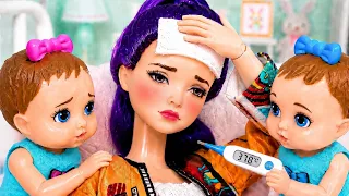 Mommy is Sick | Baby Dolls Take Care of Mom | Barbie Doll Family | 루아 루비가 엄마를 돌봐요