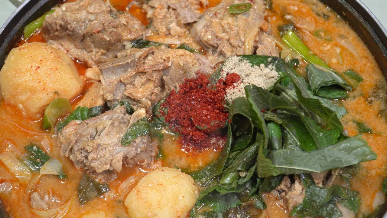 돼지등뼈 감자탕