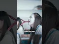 Download Lagu Fuga da Sala de Aula: Uma professora foge de seus alunos fantasmagóricos 😨🏃‍♀️🎭