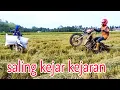 Download Lagu Aksi tukang ojek gabah saling kejar kejaran mengambil muatan