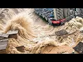 Download Lagu TSUNAMI 2025: 60-Meter Waves ENGULF Indonesia, Airports Vanish, Skyscrapers Shatter | movie