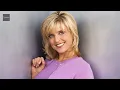 Courtney Thorne Smith s Boldest Throwback Photos Are Making Headlines