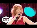Reba McEntire s 2006 Performance of Fancy CMT Giants