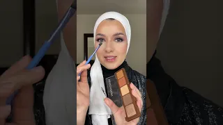 الكحل الاسود لتكبير العين مكياج كحل عيون كحل 