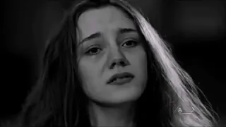 الله يطول بعمرك يا ماما وخليكي تاج عراسنا 