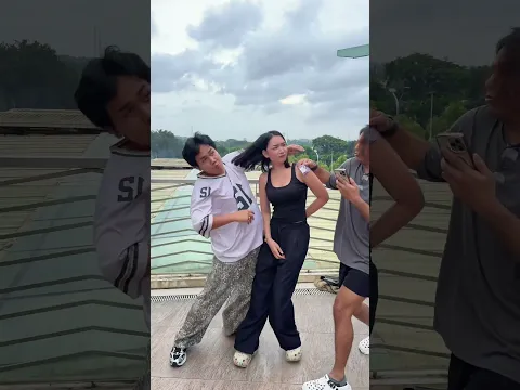 NineOneOne.mp4 😑 #funny #helpmemakethismakesense #comedy #dothingsyoudontwanttodo #memes