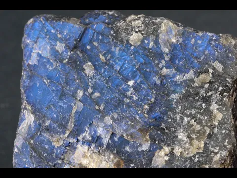 ラブラドライト (曹灰長石) 原石 227g｜天然石 原石 通販キラリ石