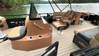 Center Console Pontoon Boat