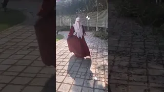 يامن خيركن الله بين جمال و زهو الدنيا 