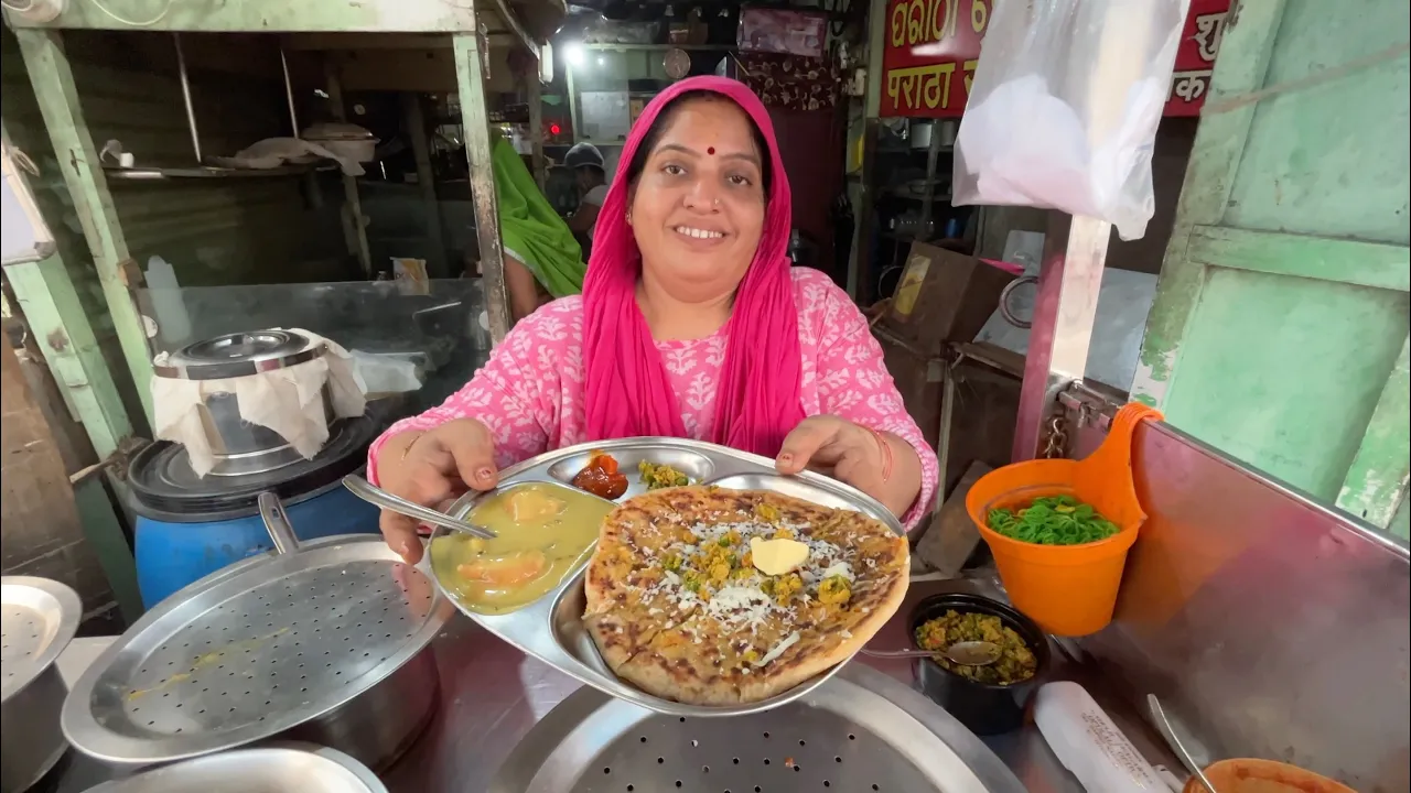 Madhu Aunty Serves Homely Food in Bhubaneswar   Indian Street Food