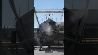 💥We’re half way there! ⛵️ Time to put it all back together! #ourladydefiant #yachtracing #liveaboard