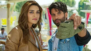 بمجرد مابيشوفها بيحبها وبعد مابيتجوزها بيكتشف انها لاهي بنت ولا ولد 