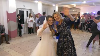 СВІТИТЬ МІСЯЦЬ СВІТИТЬ ЯСНИЙ ВЕСІЛЬНА ПІСНЯ ВАЛЬС 