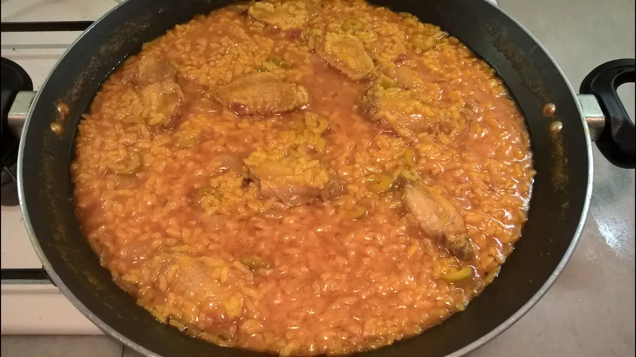 ARROCITO DE ALITAS DE POLLO - MUY SENCILLO - VIDEO OFFTOPIC